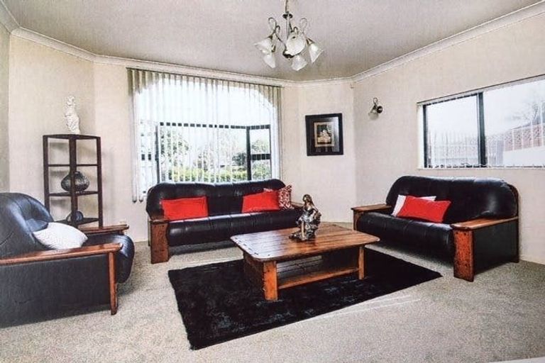 Photo of property in 36 Santa Ana Drive, Dannemora, Auckland, 2016