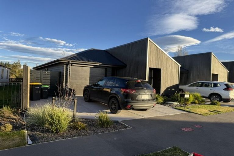 Photo of property in 76a River Stone Drive, Halswell, Christchurch, 8025