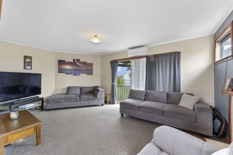 Photo of property in 27 Cavendish Crescent, Awapuni, Palmerston North, 4412