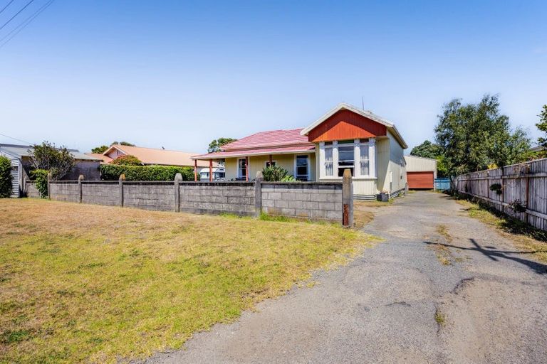 Photo of property in 68 Domett Street, Opunake, 4616