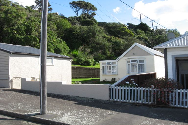 Photo of property in 16 Tully Street, Kilbirnie, Wellington, 6022