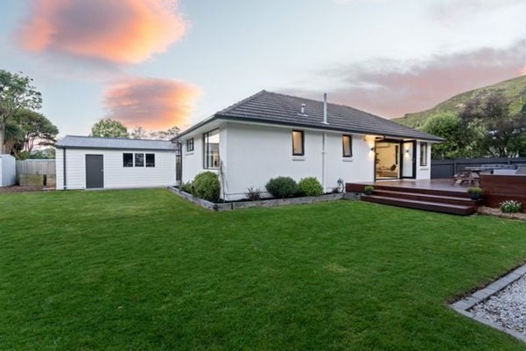 Photo of property in 50 Van Asch Street, Sumner, Christchurch, 8081