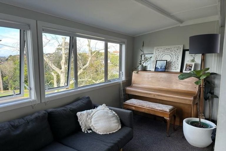 Photo of property in 1 John Gill Road, Cockle Bay, Auckland, 2014