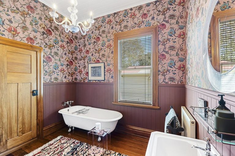 Photo of property in 137 Egmont Road, Hillsborough, New Plymouth, 4372