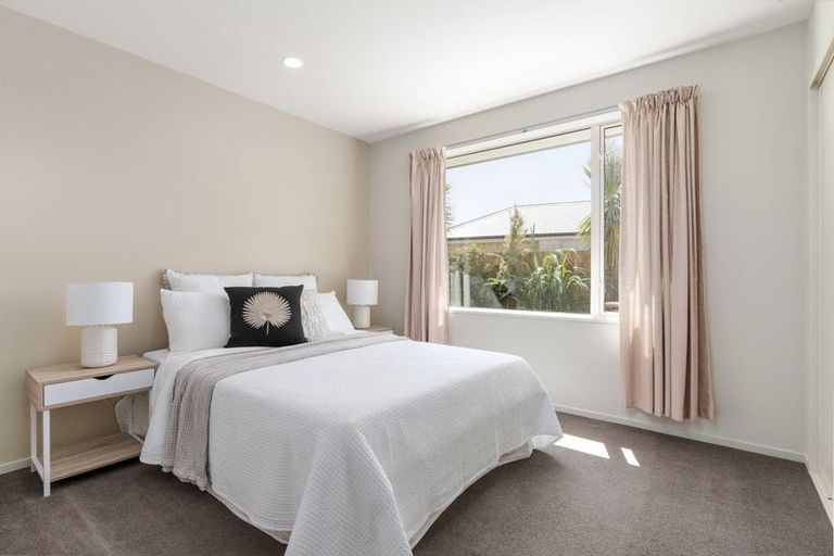 Photo of property in 8 Sienna Court, Aidanfield, Christchurch, 8025