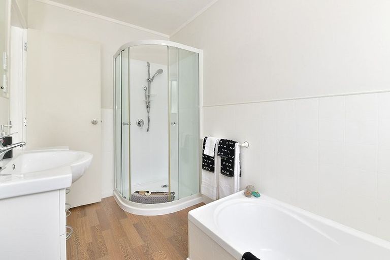 Photo of property in 23 Mollyhawk Rise, Arkles Bay, Whangaparaoa, 0932