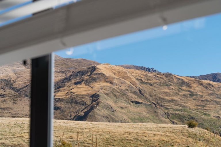 Photo of property in 77b Meadowstone Drive, Wanaka, 9305