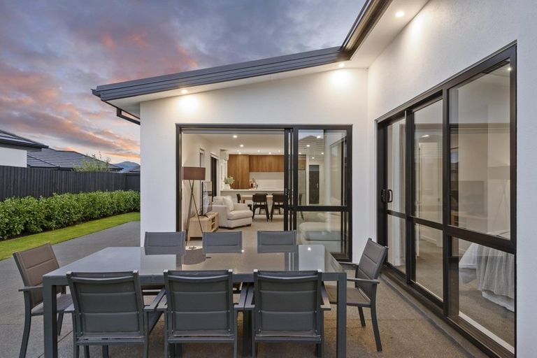 Photo of property in 6 Maka Lane, Halswell, Christchurch, 8025