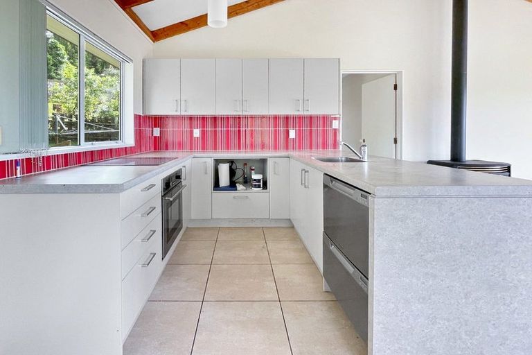 Photo of property in 1 Redwood Rise, Horahora, Whangarei, 0110