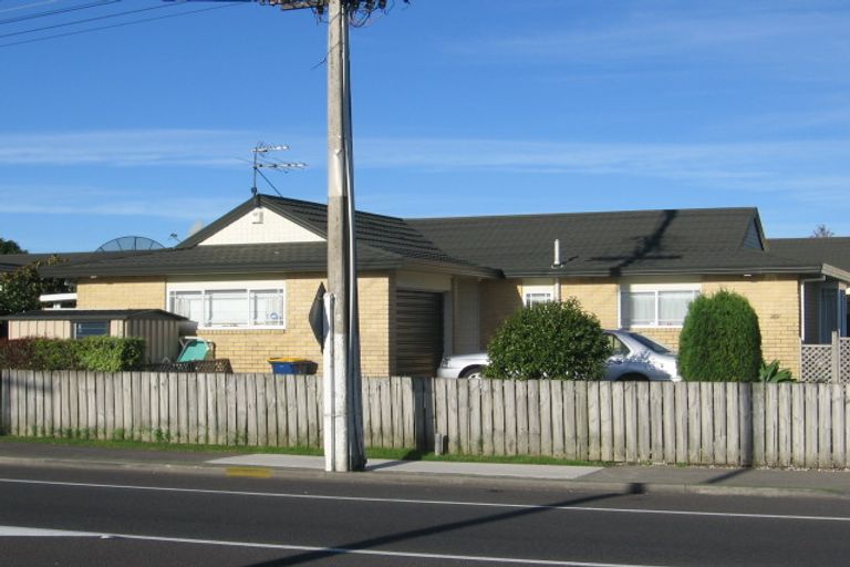 Photo of property in 289 Hobsonville Road, Hobsonville, Auckland, 0618