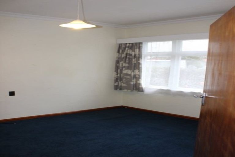 Photo of property in 66 Pahiatua Street, Hokowhitu, Palmerston North, 4410