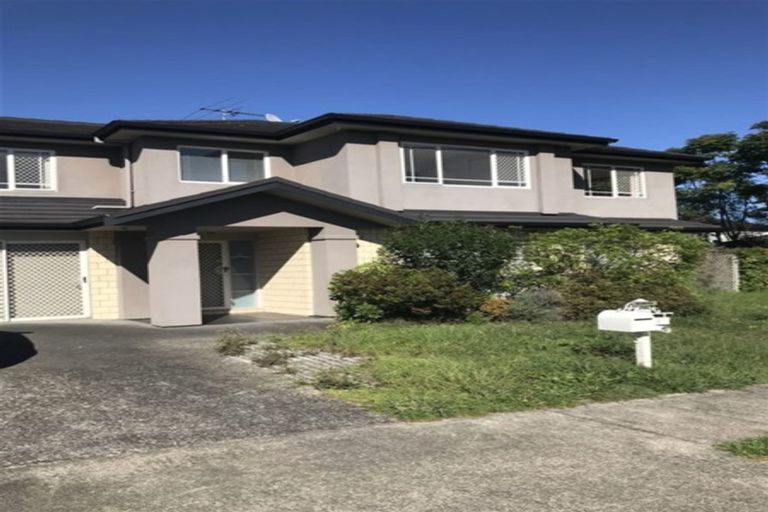 Photo of property in 3 Thyme Court, Flat Bush, Auckland, 2016