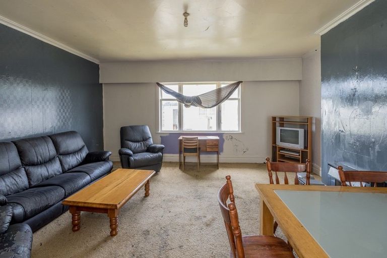 Photo of property in 16 Wilton Street, Levin, 5510