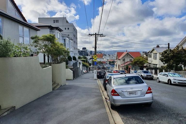 Photo of property in 3/20 Thompson Street, Mount Cook, Wellington, 6011