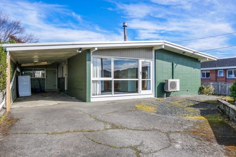 Photo of property in 4 Fry Street, Fairfield, Dunedin, 9018