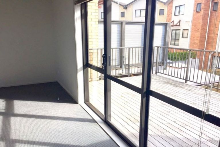 Photo of property in St Claire Village, 210/172 Mcleod Road, Te Atatu South, Auckland, 0610