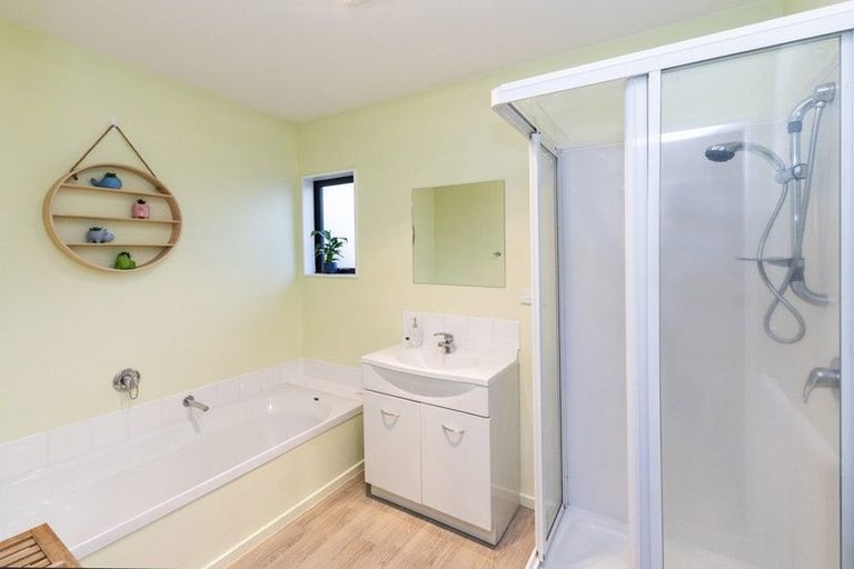 Photo of property in 33 Ottawa Road, Wainoni, Christchurch, 8061