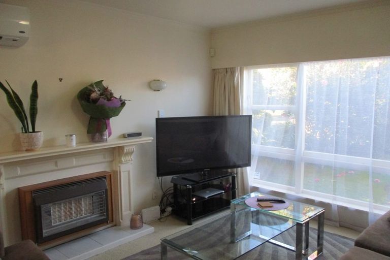 Photo of property in 40a Avalon Crescent, Avalon, Lower Hutt, 5011