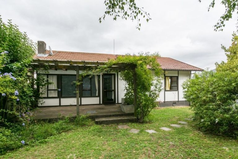 Photo of property in 31 Plassey Street, Havelock North, 4130
