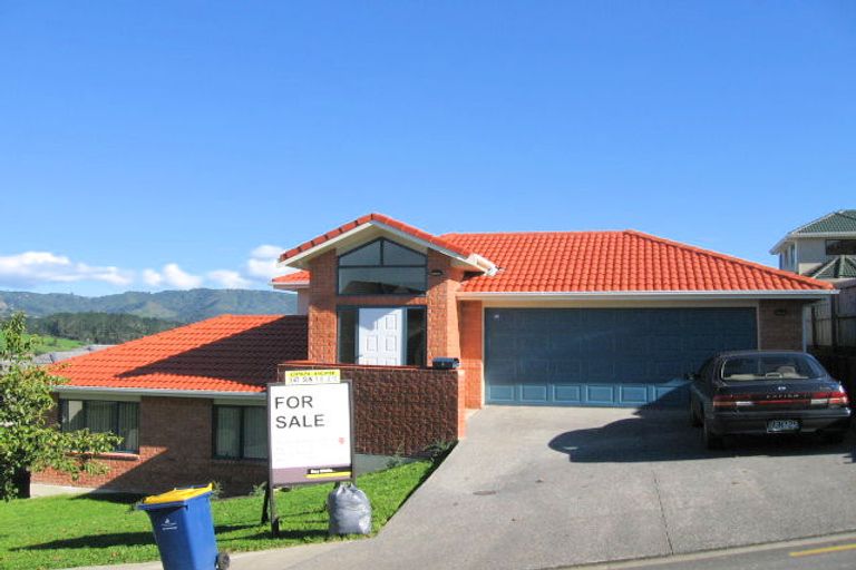 Photo of property in 5 Virginia Street, Henderson, Auckland, 0612