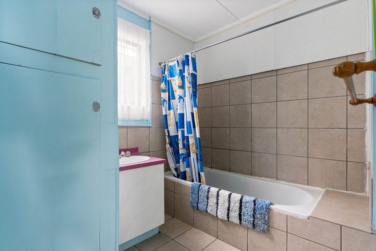 Photo of property in 1002 Port Road, Whangamata, 3620