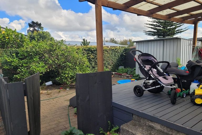 Photo of property in 1/9 Millen Avenue, Pakuranga, Auckland, 2010