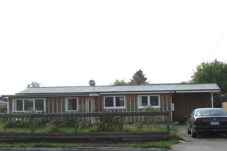 Photo of property in 11 Farnworth Avenue, Holdens Bay, Rotorua, 3010