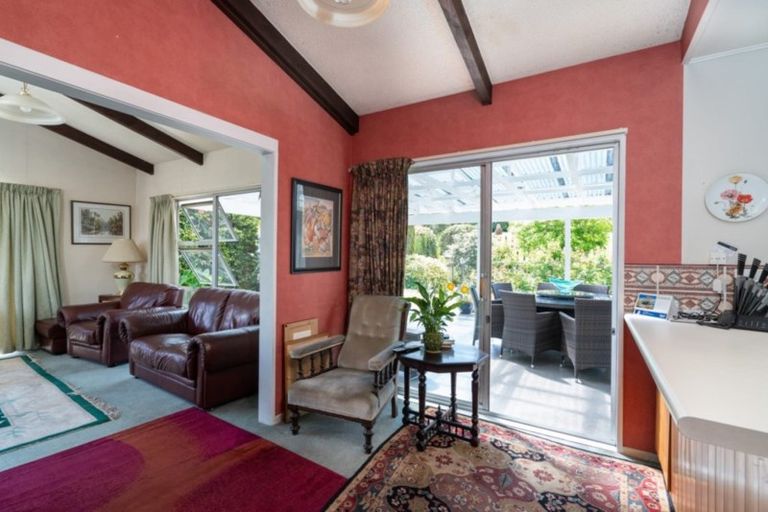 Photo of property in 112 Taupo View Road, Taupo, 3330