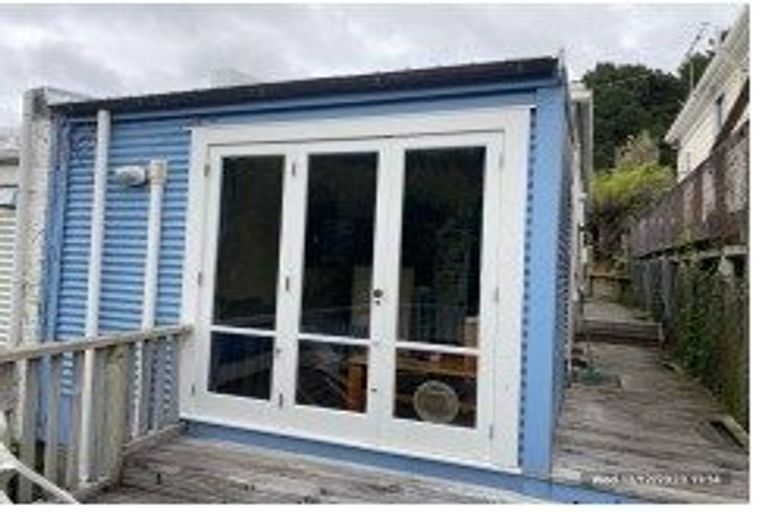 Photo of property in 34 Duppa Street, Berhampore, Wellington, 6023