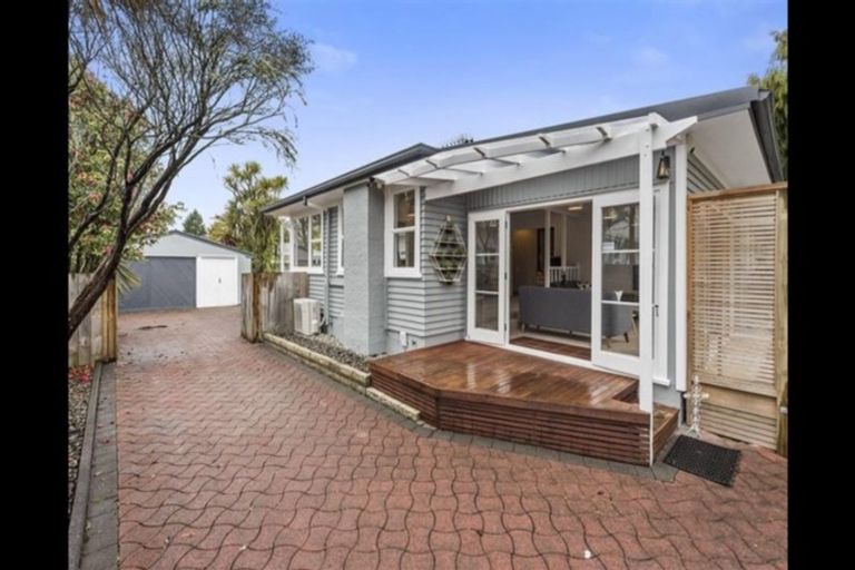 Photo of property in 8 Colstone Street, Glenview, Hamilton, 3206