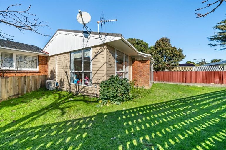 Photo of property in 120 Kings Crescent, Hutt Central, Lower Hutt, 5010