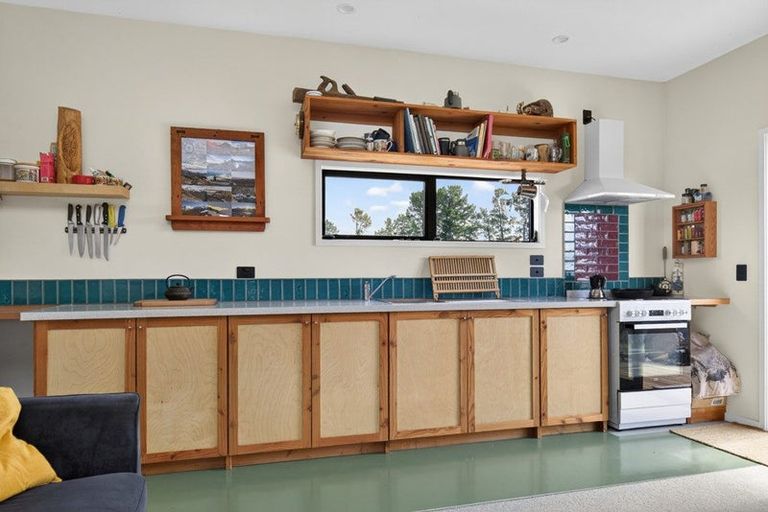 Photo of property in 233a Letts Gully Road, Letts Gully, Alexandra, 9393