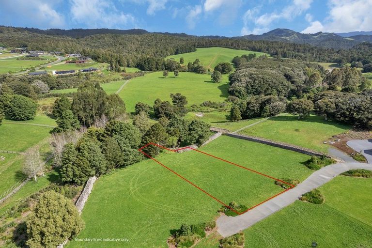 Photo of property in 8 Clover Lane, Te Kamo, 0185