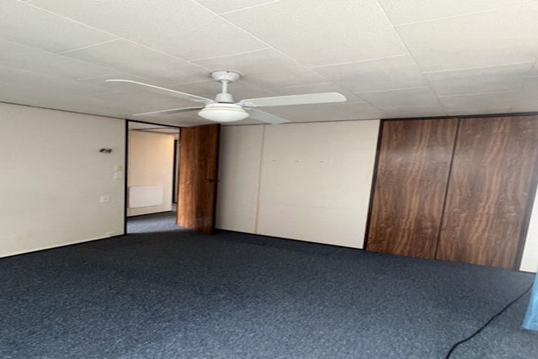 Photo of property in 2/141 Carnoustie Drive, Wattle Downs, Auckland, 2103