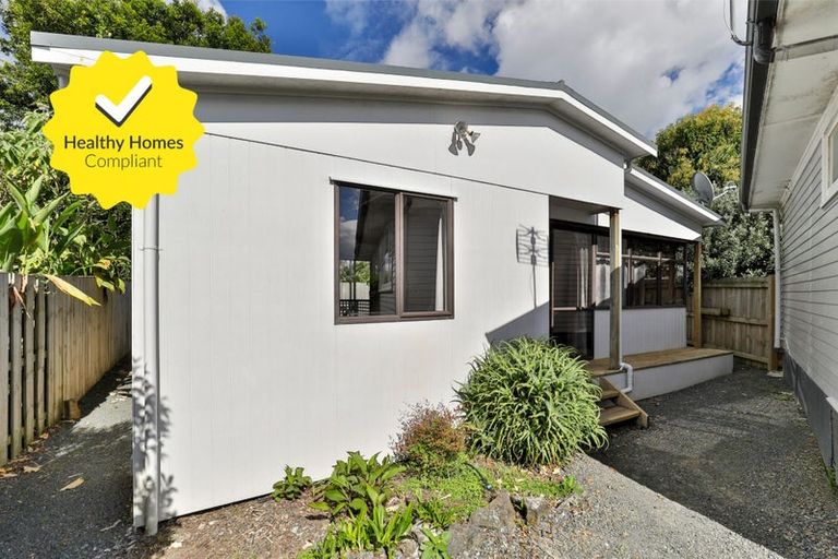 Photo of property in 25 Normandy Place, Henderson, Auckland, 0610