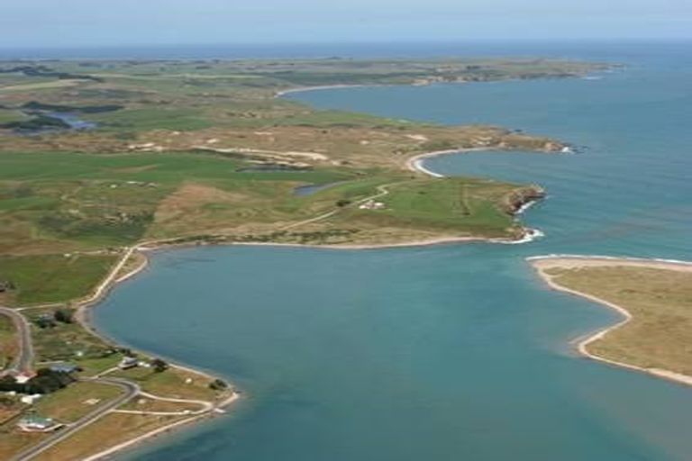 Photo of property in 64 Neva Street, Fortrose, Tokanui, 9875