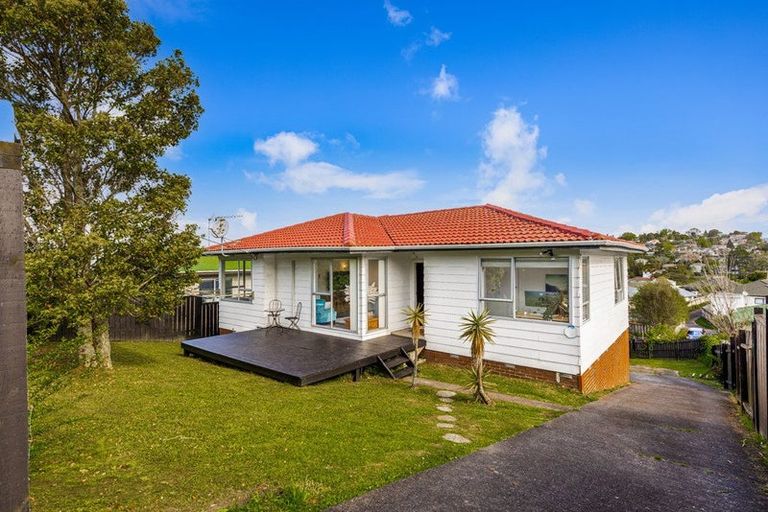Photo of property in 33 Triangle Road, Massey, Auckland, 0614