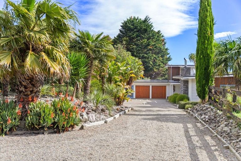 Photo of property in 105 Waterfall Road, Paraparaumu, 5032