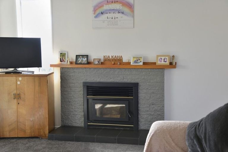 Photo of property in 20 Hornsby Street, Carterton, 5713