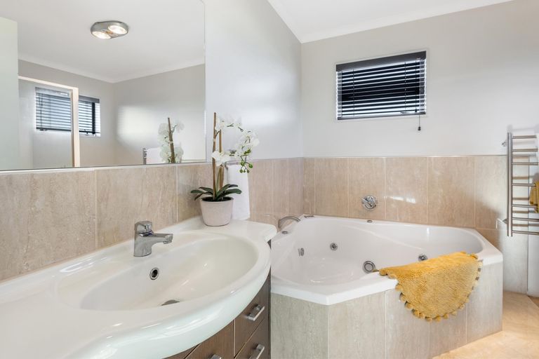 Photo of property in 19 Rushton Road, Morrinsville, 3300