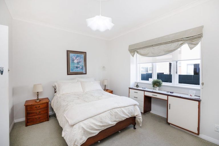 Photo of property in 21 Karina Terrace, Roslyn, Palmerston North, 4414