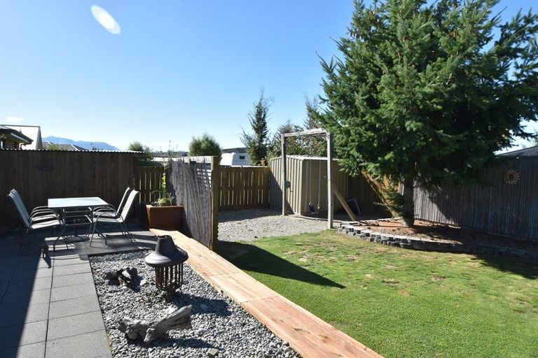 Photo of property in 21 Lakeland Avenue, Twizel, 7901