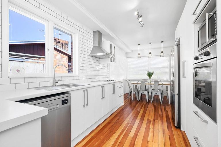 Photo of property in 34 English Street, St Andrews, Hamilton, 3200