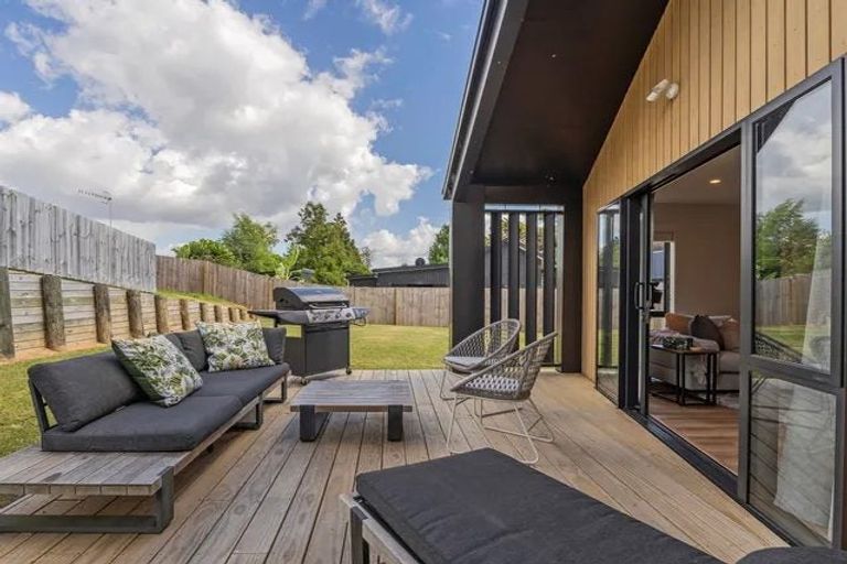 Photo of property in 9 Lynette Place, Pauanui, 3579