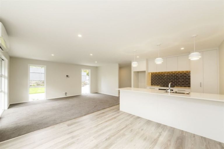 Photo of property in 74 Heretaunga Street, Palmerston North, 4414