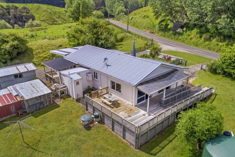 Photo of property in 3050 Tiniroto Road, Tiniroto, Manutuke, 4078