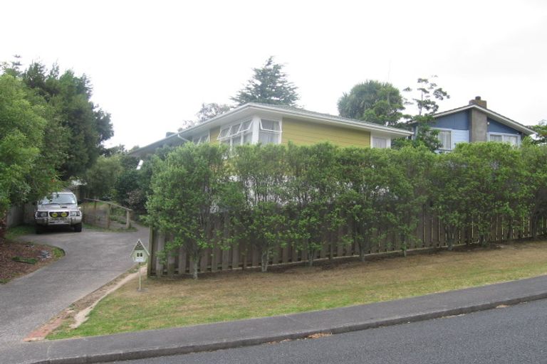 Photo of property in 47 Powrie Street, Glenfield, Auckland, 0629