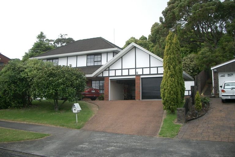 Photo of property in 75 Kennedy Avenue, Forrest Hill, Auckland, 0620