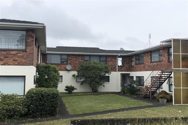 Photo of property in 358 St Heliers Road, Saint Heliers, Auckland, 1071