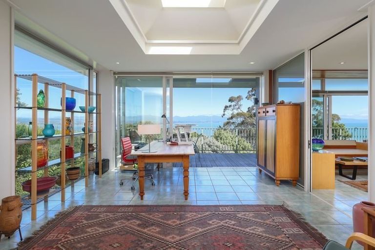 Photo of property in 274 Princes Drive, Britannia Heights, Nelson, 7010